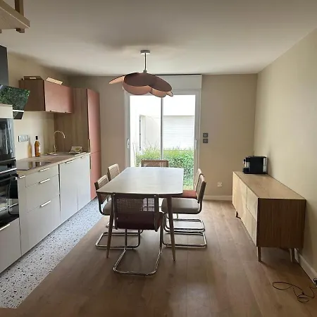 Apartment Maison Avec Jardin Proche Du Marche