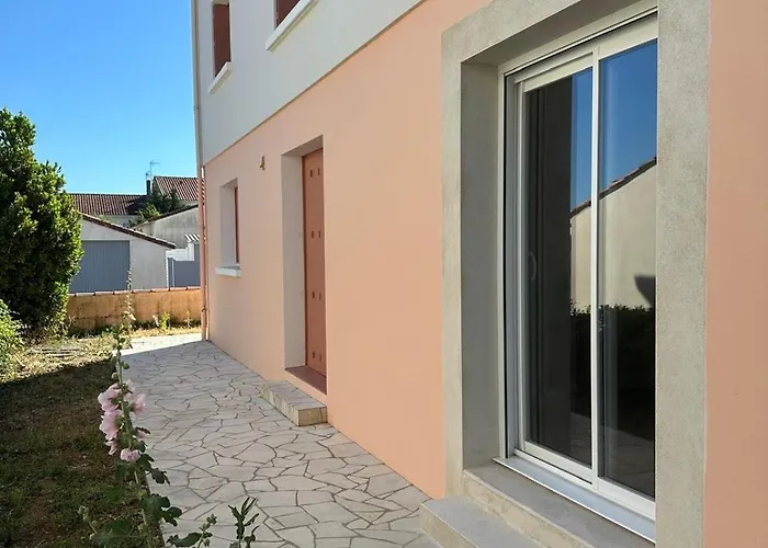 Maison Avec Jardin Proche Du Marche Apartment