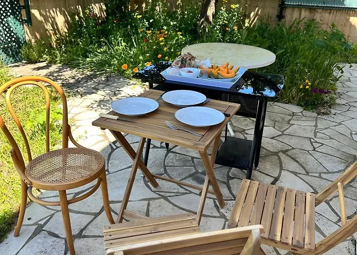 Maison Avec Jardin Proche Du Marche * Royan